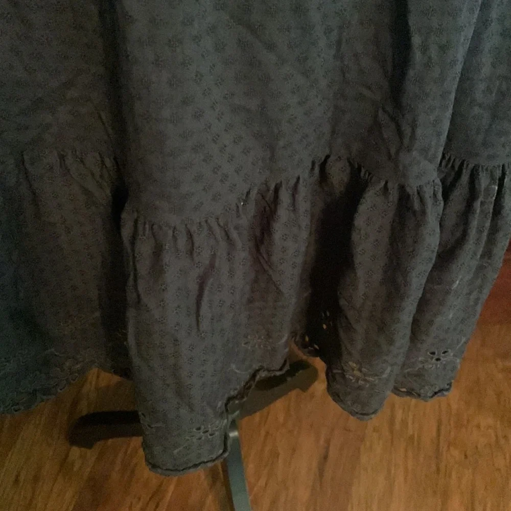 Universal Thread Dress. Size Large - Picture 3 of 5